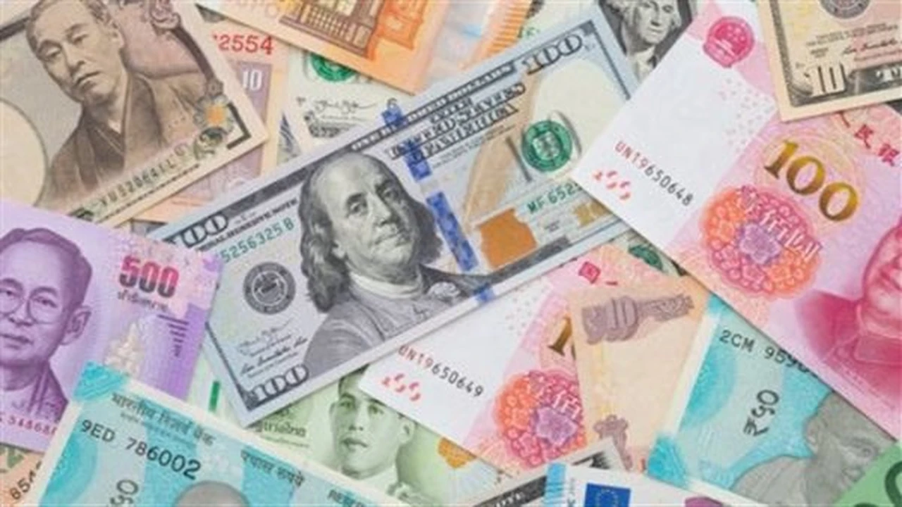 العملة الأمريكية تترقب.. مسار سعر الدولار مقابل اليورو عقب تثبيت الفائدة بالولايات المتحدة